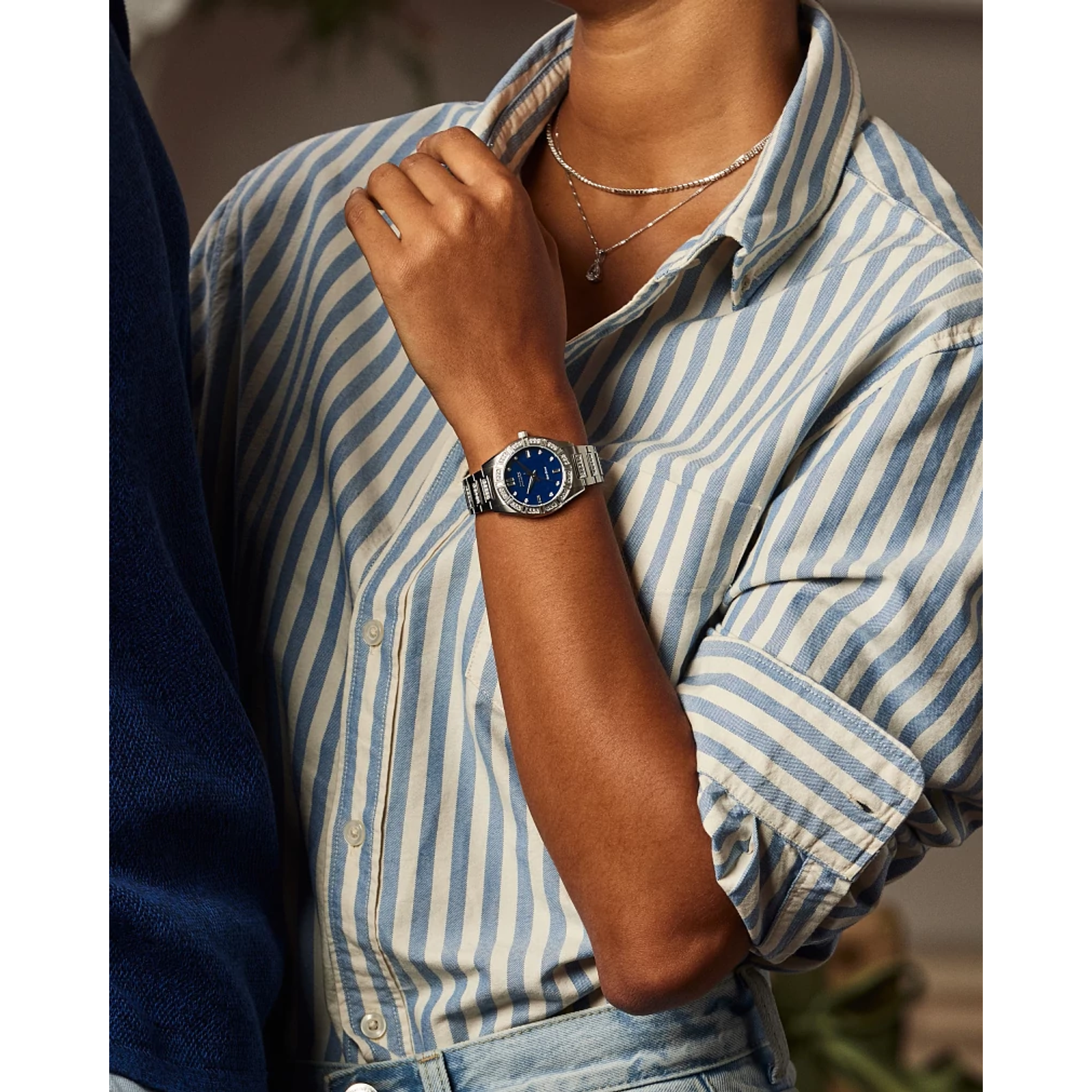 Reloj Citizen Azul Silhouette Cristales EM1020-57L | Elegancia relojería